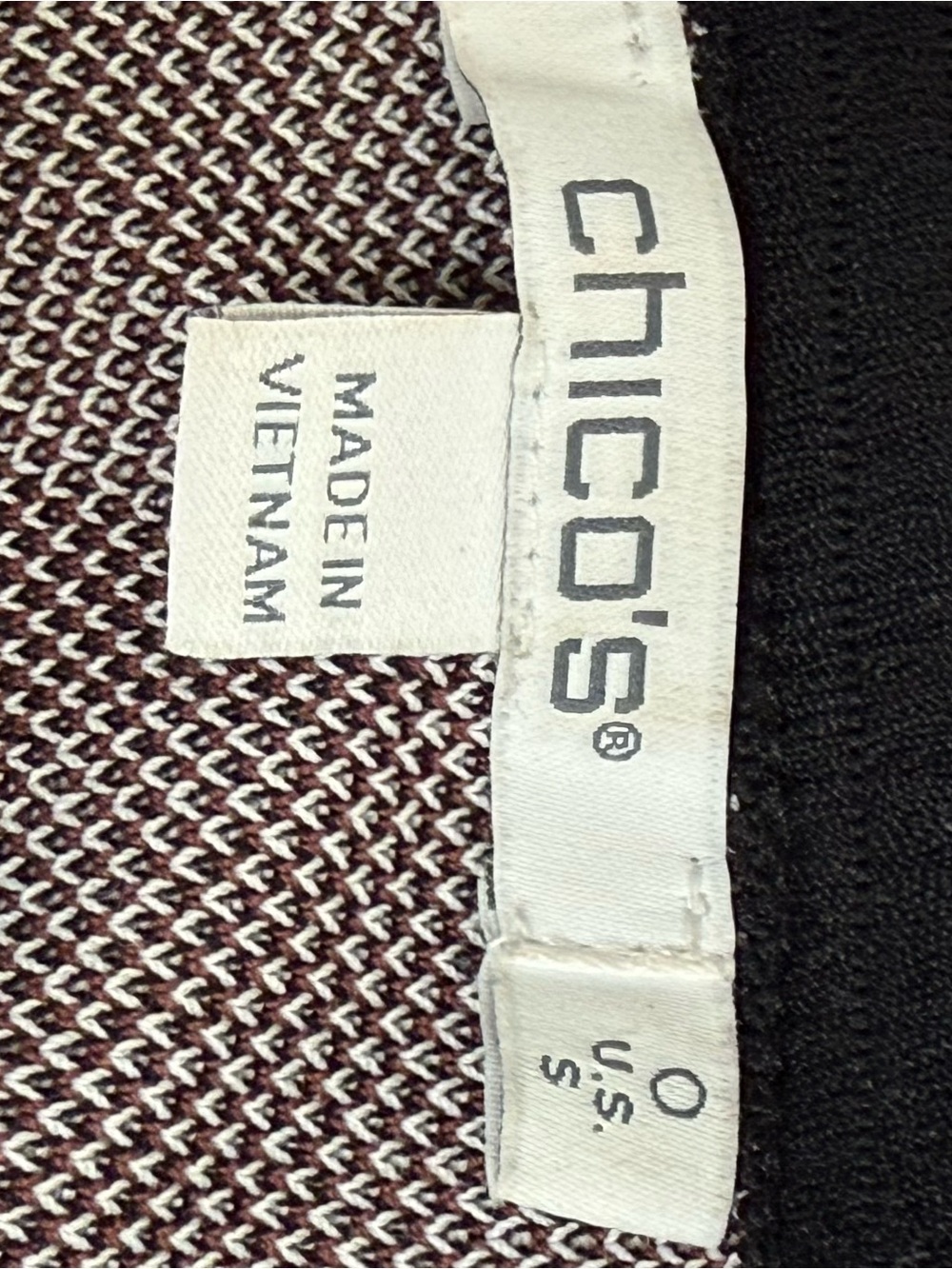 Chico's Black, White & Brown Abstract Knit Short Sleeve Top - Picture 6 of 8